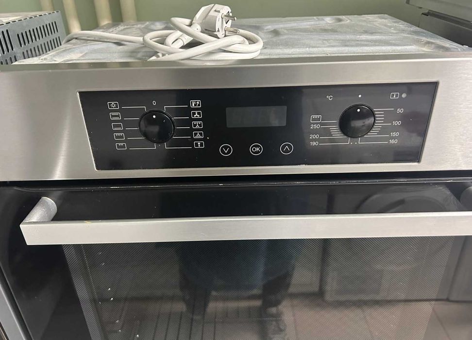 Фурна за вграждане Miele H4810B (76L) – С 12 месеца ГАРАНЦИЯ!