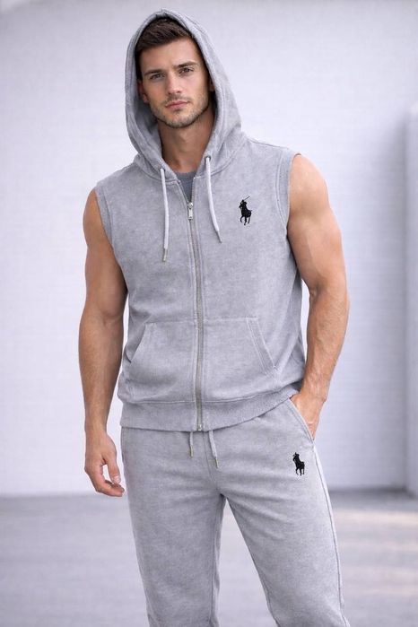 Костюмы в наличии