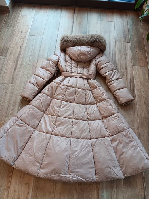 Ново!Monte cervino луксозно зимно,дълго разкроено яке (тип рокля)