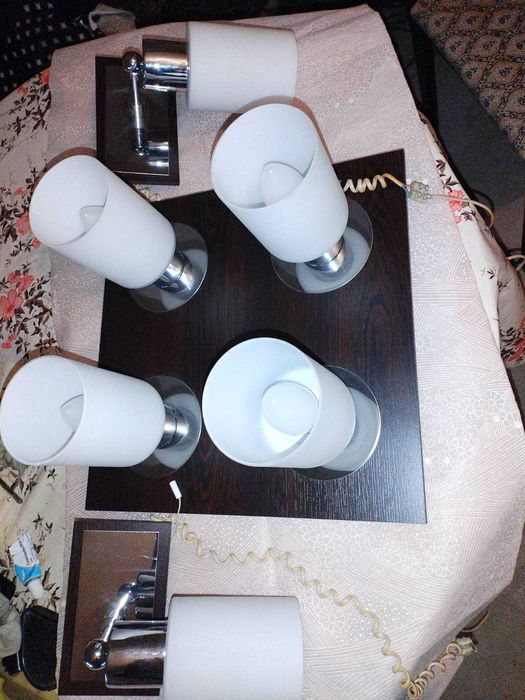 Продавам комплект спалня