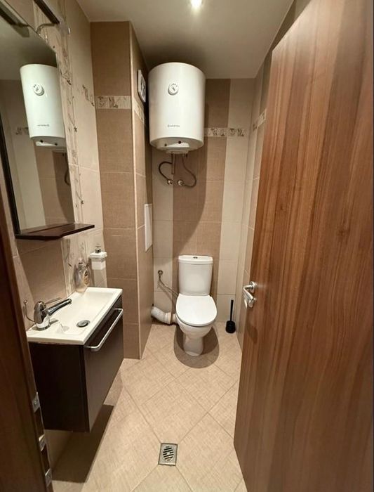 Дава се под наем Тристаен апартамент в София, Изток - 95 кв.м за 849 € - Снимка #7