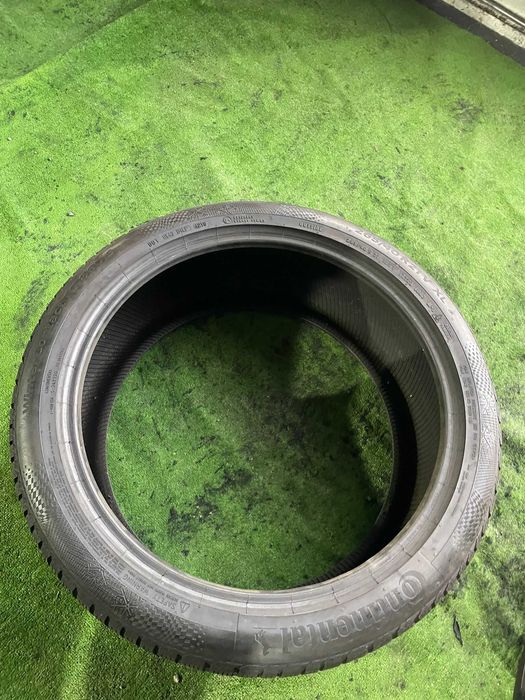 Anvelope iarnă 295/35/21 - 265/40/21 Continental