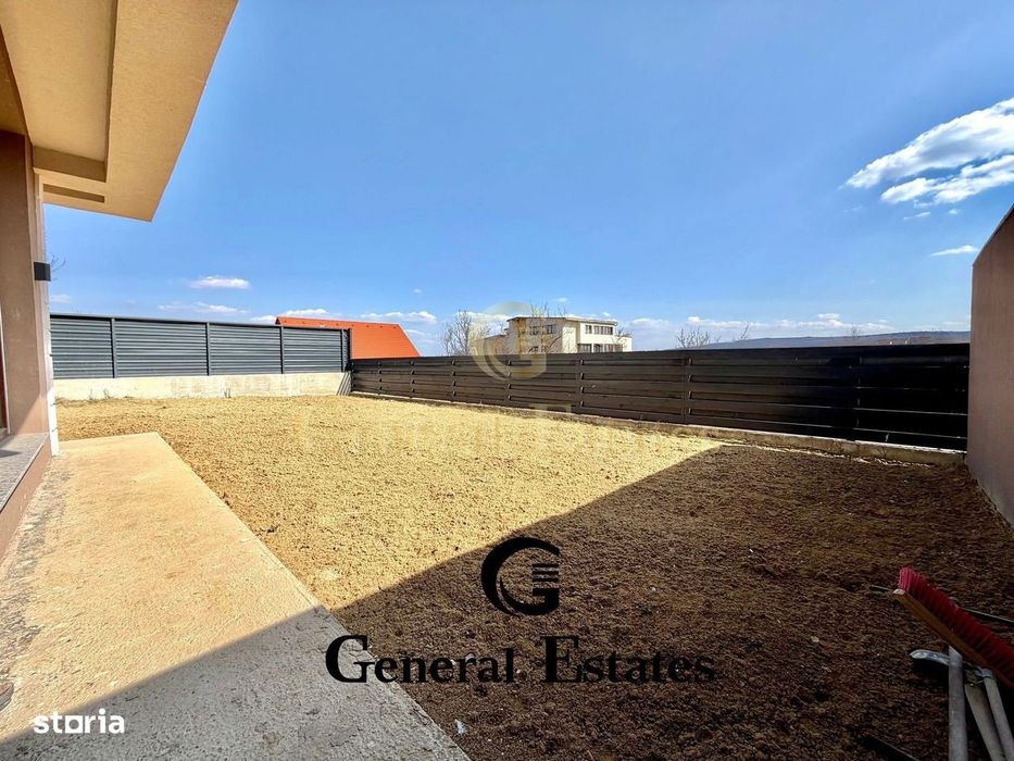 Vilă tip duplex de vânzare | Zona Cetățuia | 390 mp teren | 4 camere