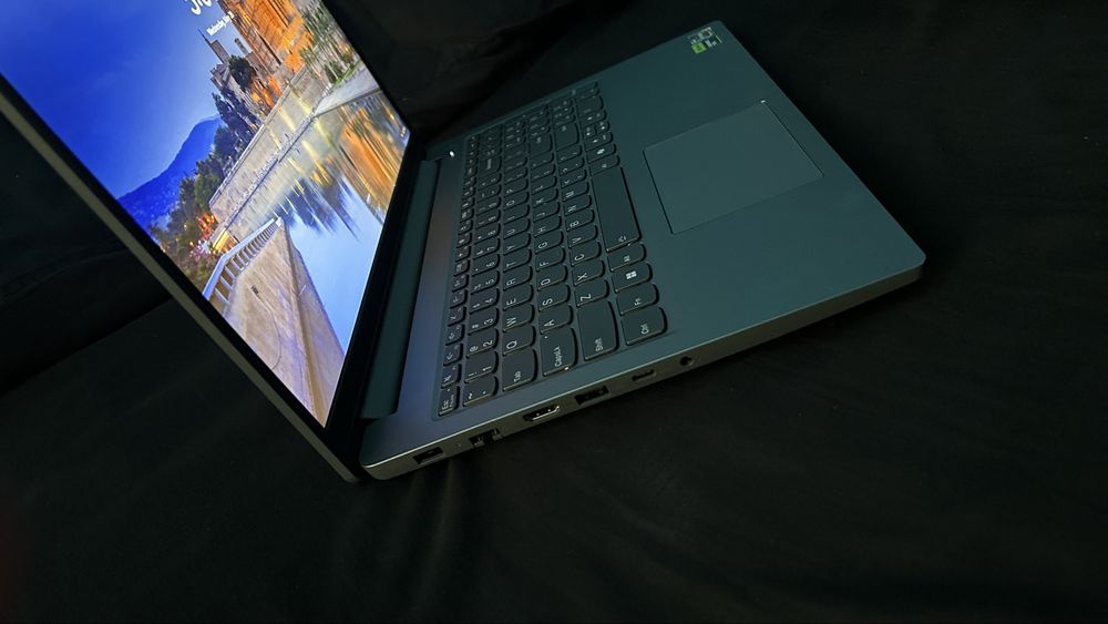 Laptop gaming lenovo