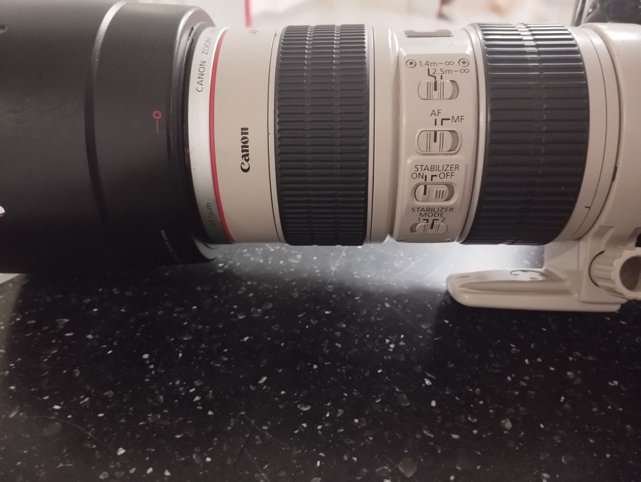 Fataparat Conon mark 3 70/200 obyektiv kamplekt sotiladi