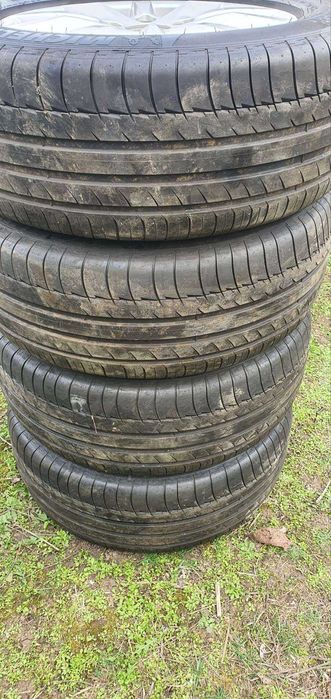 MICHELIN LatitudE SporT | 255 / 55 / R18