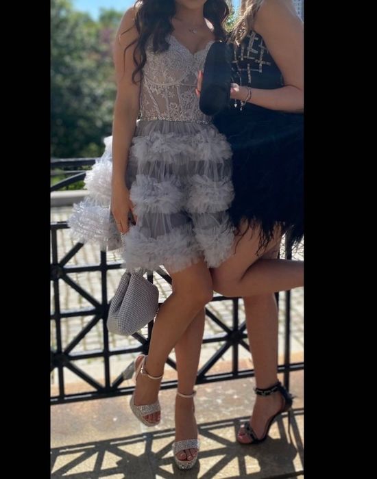 Кокетна бална рокля