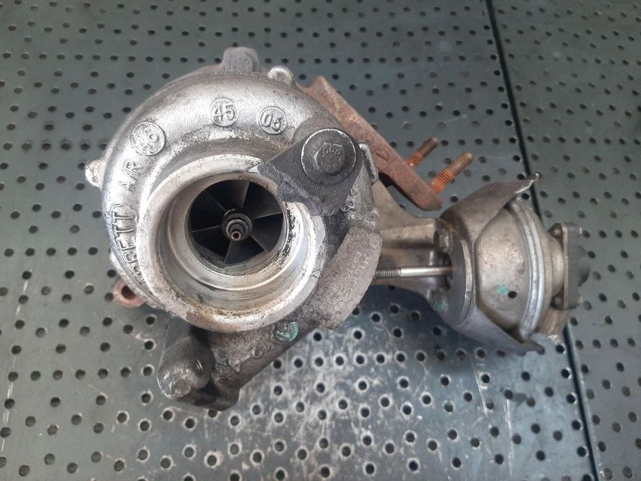 turbina 2.0 hdi citroen c4 c5 peugeot  307 308 407 508 607  9662301280