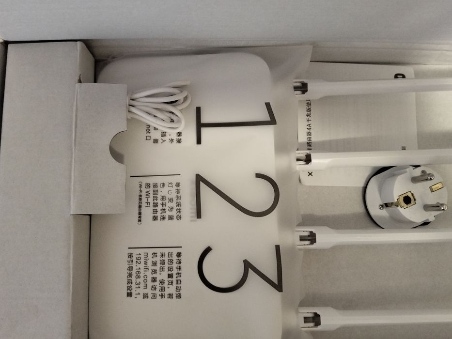 Продам Роутер новый