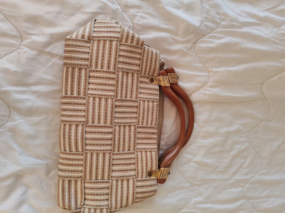 Две дамски чанти