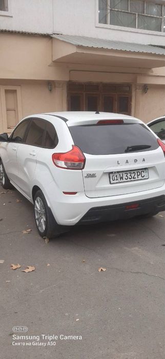 Lada X ray Avtomat 2020-yil srochna sotiladi