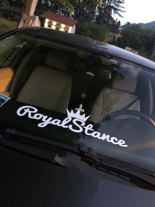 Stickere auto la comanda , personalizate