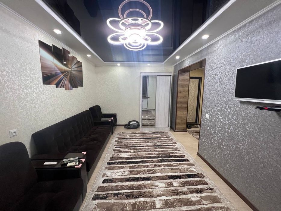 Сдаётся 1 комнатная квартира 
С обстановкой  ЛЮКС
В горде Алмалыке