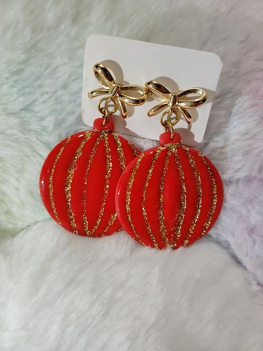 Cercei rosii cu sidef auriu model Globulete