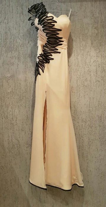 Бална рокля