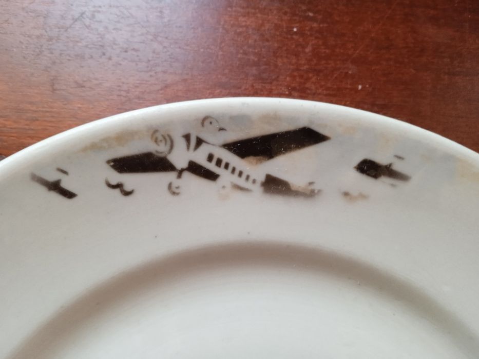 Фарфор агитация "Добролёт" Бронницы 20-е ггХХ в, 24 см.