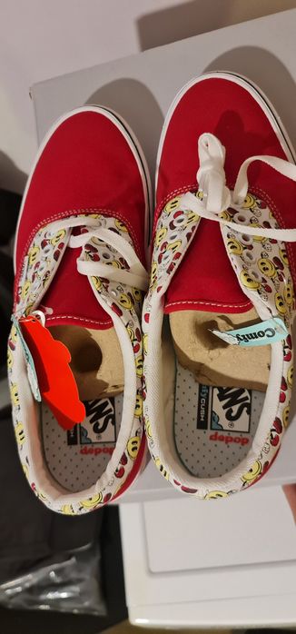 Tenesi Vans Depop Ediție limitata
