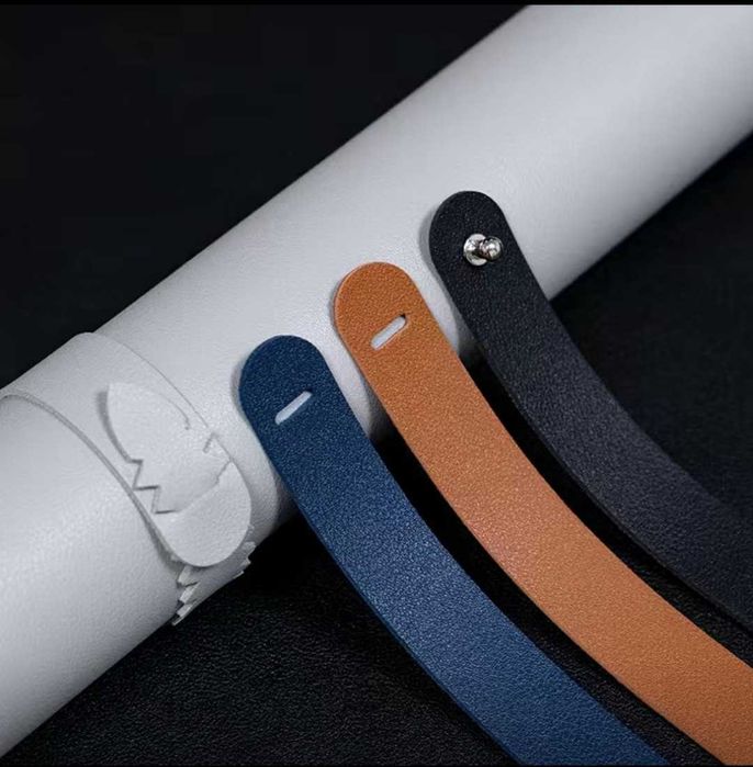 Стильный коврик для рабочего стола