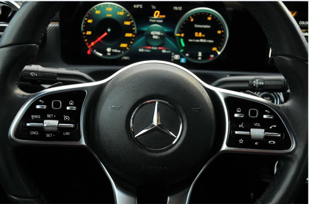 Vand Mercedes A klass sedan