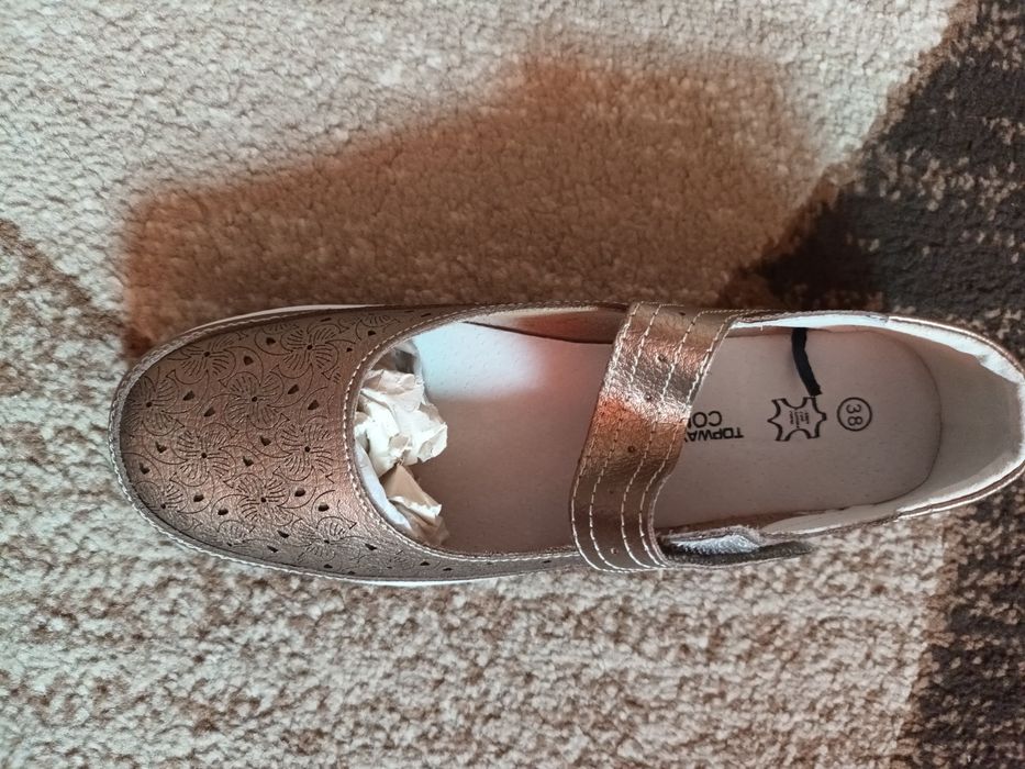 Дамски обувки от естествена кожа