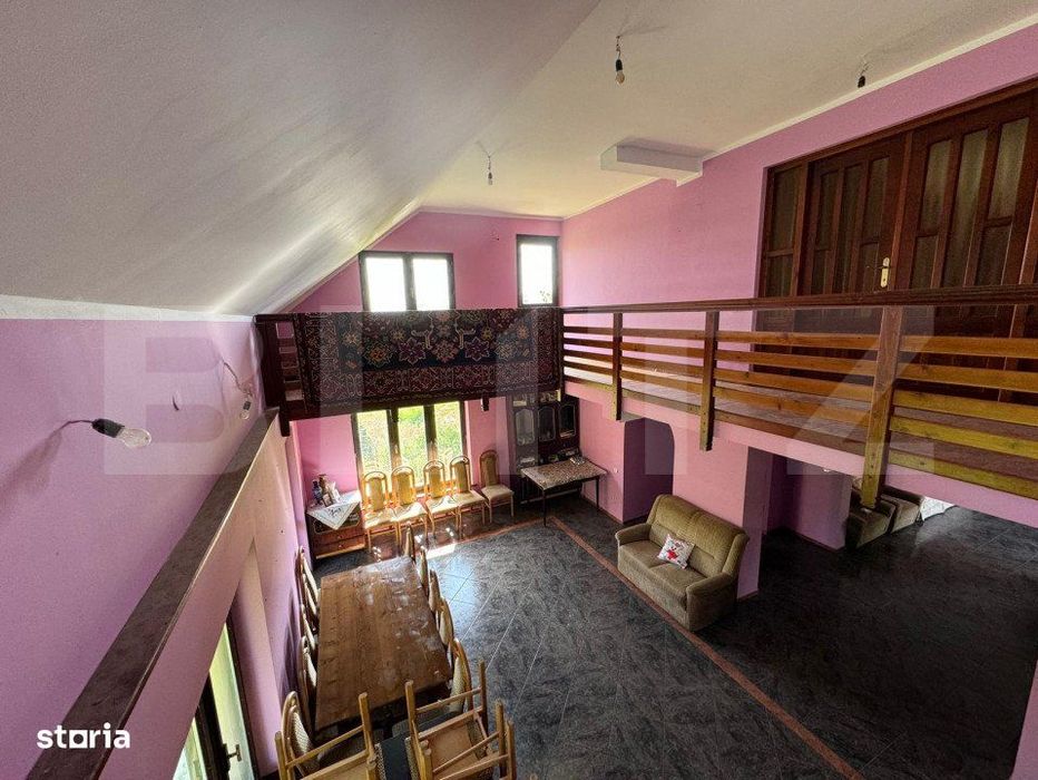Casa , 330 mp si 1300mp teren, zona Plopeni
