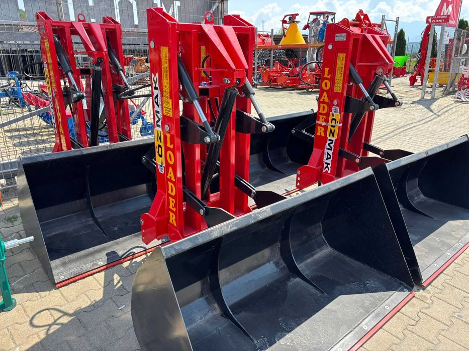 Incarcator tractor atasabil in spate