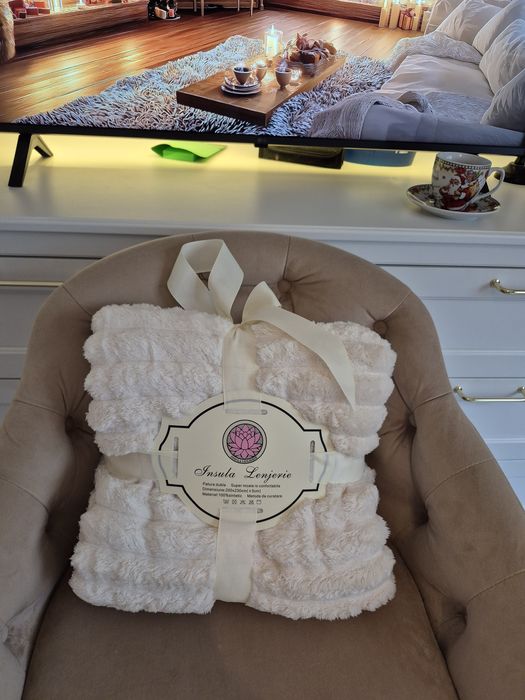 230x200 nuanta delicata de Ivoire patura design tip Sherpa Cozy & Soft