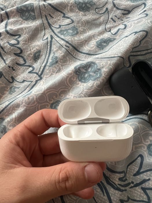 carcasa air pods pro 2 cu garantie