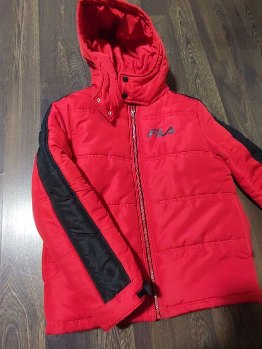 Дамско яке                         .