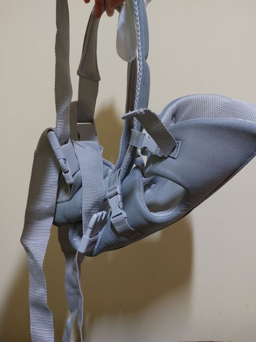 Два модела кенгуру Лорели