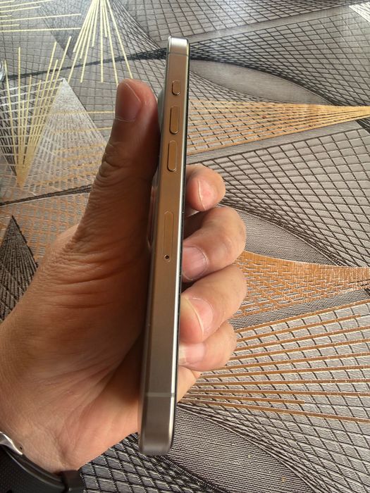 Iphone 15 pro…..
