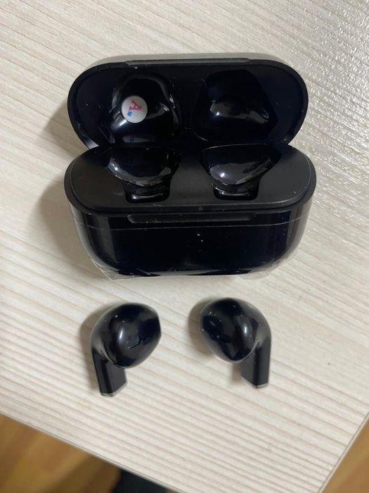 Беспроводной наушник