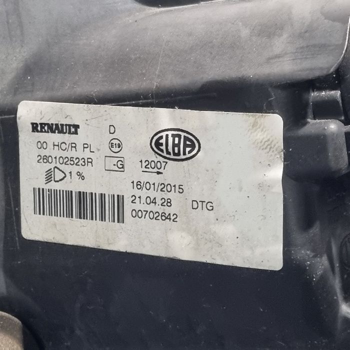 Far Dreapta Dacia Sandero 2 2012 - 2016 Hatchback 4 Usi (1403) Fara xenon 260102523R