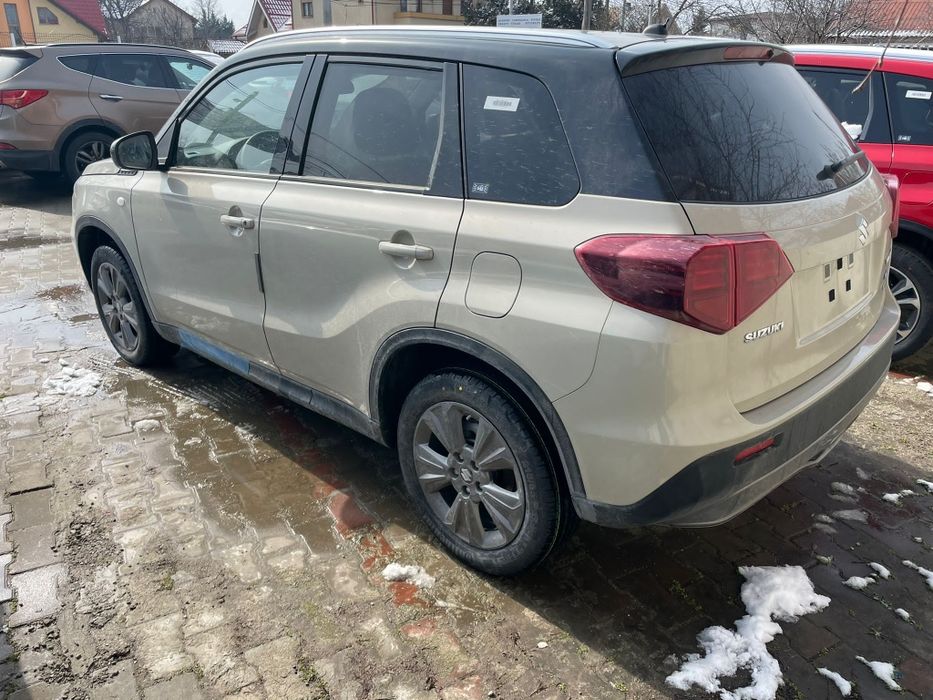 SUZUKI Vitara 2022 — imagine 3