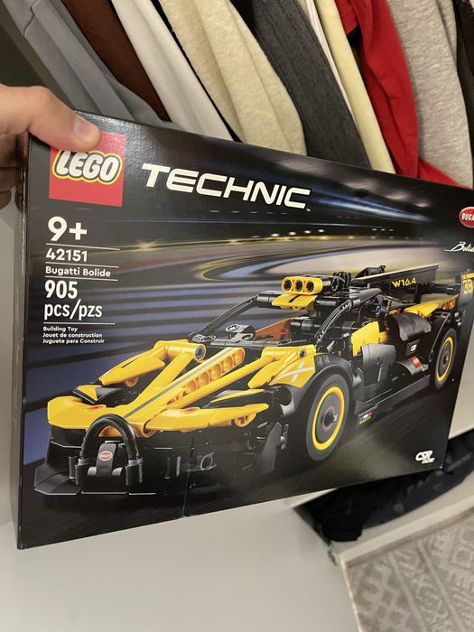 LEGO Technic 42151 — Bugatti Bolide