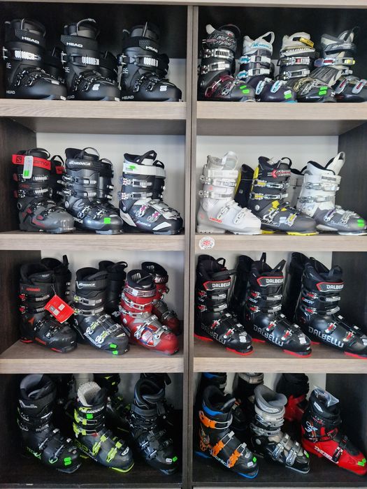 Ски и борд оборудване