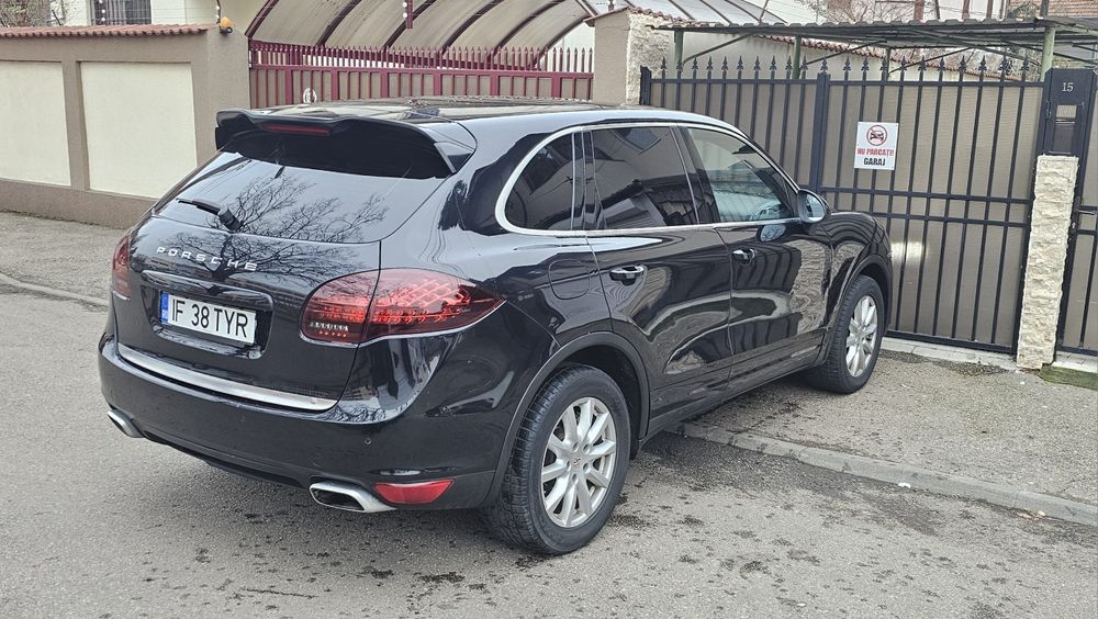 Porsche Cayenne 3.0D 2012 4X4 Black Edition  Propietar