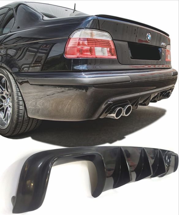 Единичен оребрен дифузьор за BMW E39 черен пиано лак