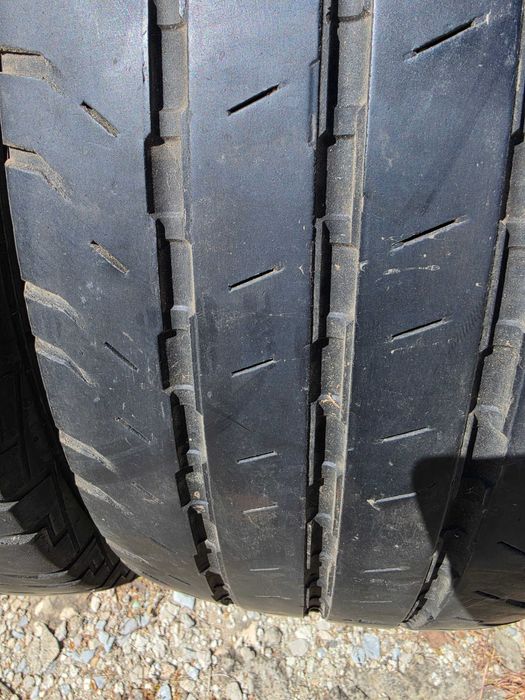 2 бр. гуми за бус 215/65/16C Continental DOT 2019 5 mm