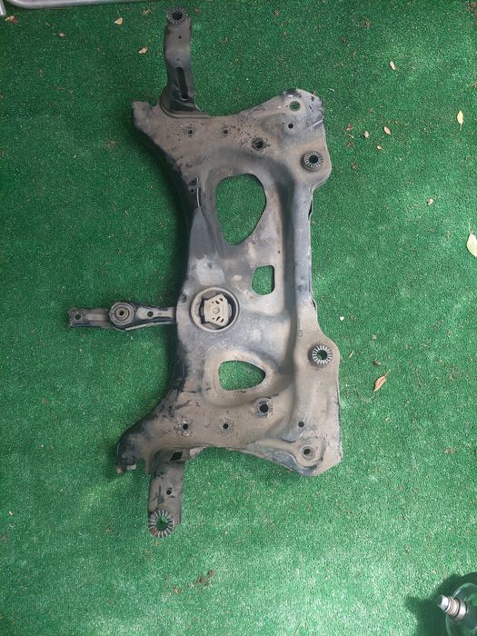 Преден мост за Шкода Октавия 3