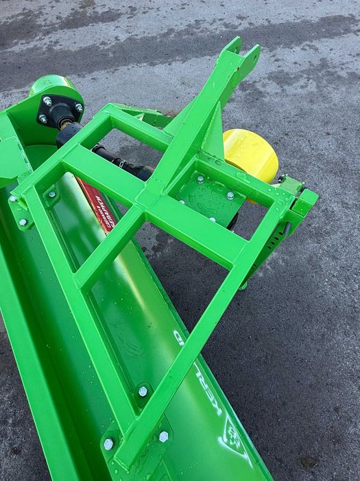 Щетка коммунальная навеска тротуароуборочная. Рассрочка. Доставка