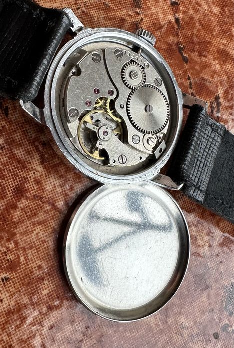 Сьветски механичен часовник Победа юбилеен,1985г