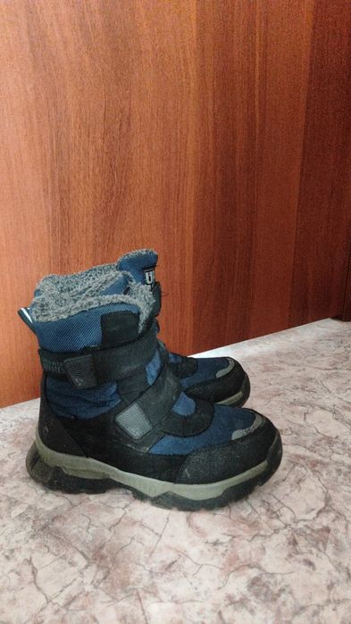 Продам зимние сапожки