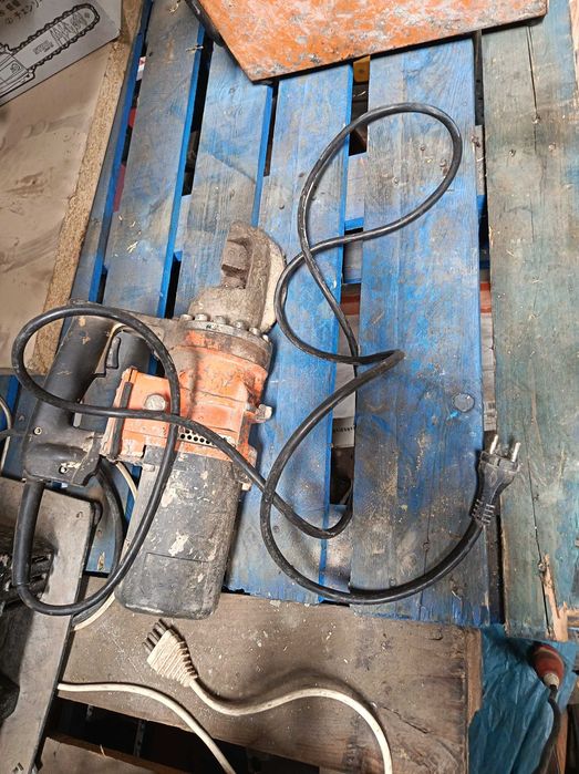 Vibrator beton ,masina taiat fier beton 220 v