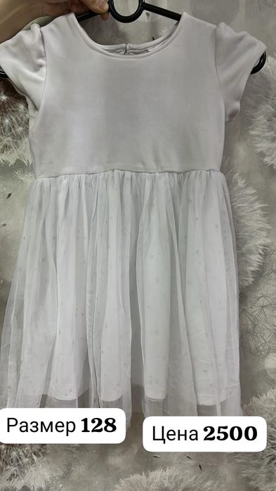 Продам детские платья для девочек
