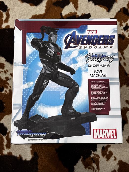 Diamond Select Toys Marvel Gallery: Avengers Endgame: War Machine