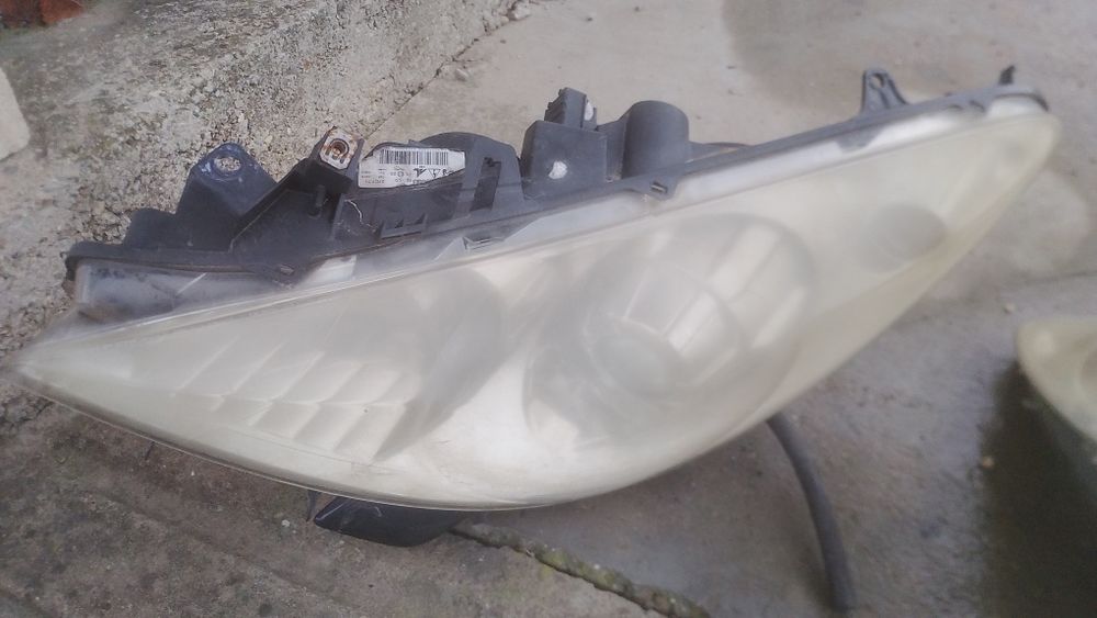 Фарове и стопове за Пежо 307 фейслифт