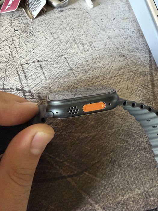 Apple watch ultra 2 titan balck 99%