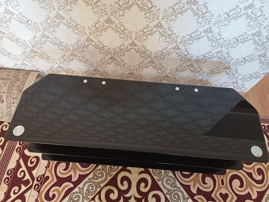 Подставка для телевизора