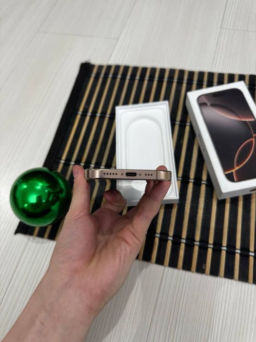 Продам айфон 16 про iphone 16 pro